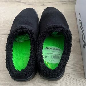 New Oofos Mens Black Mule 10.5